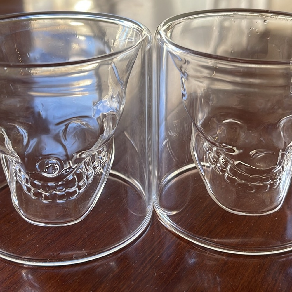2 X GLASS SKULL SHOT GLASSES - Picture 6 of 8